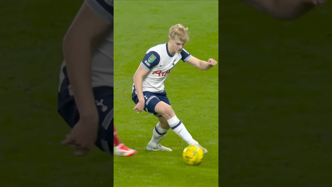 Lucas Bergvall Bossing The Midfield vs Liverpool!