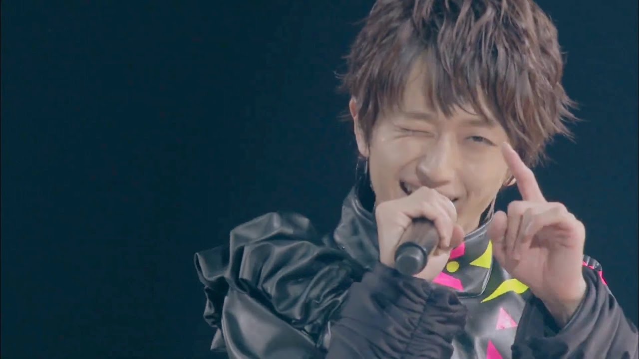 AAA-No cry No more stage mix(AAA BUZZ COMMUNICATION TOUR 2011 DELUXE EDITION & 6th Anniversary LIVE)