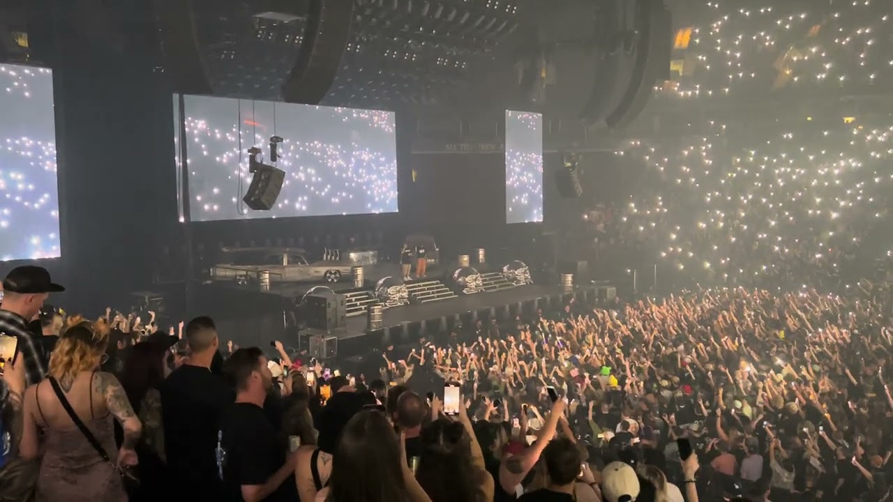 $uicideboy$ performing ‘K!ll Yourself (Part III)’ in Vancouver, BC