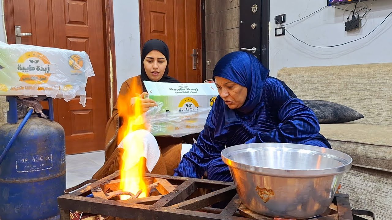 طول ما احنا في رمضان هنفضل في الخير 🤩لميت عيالي حواليا وفتحت الكراتين وفرحنا كلنا 🥳