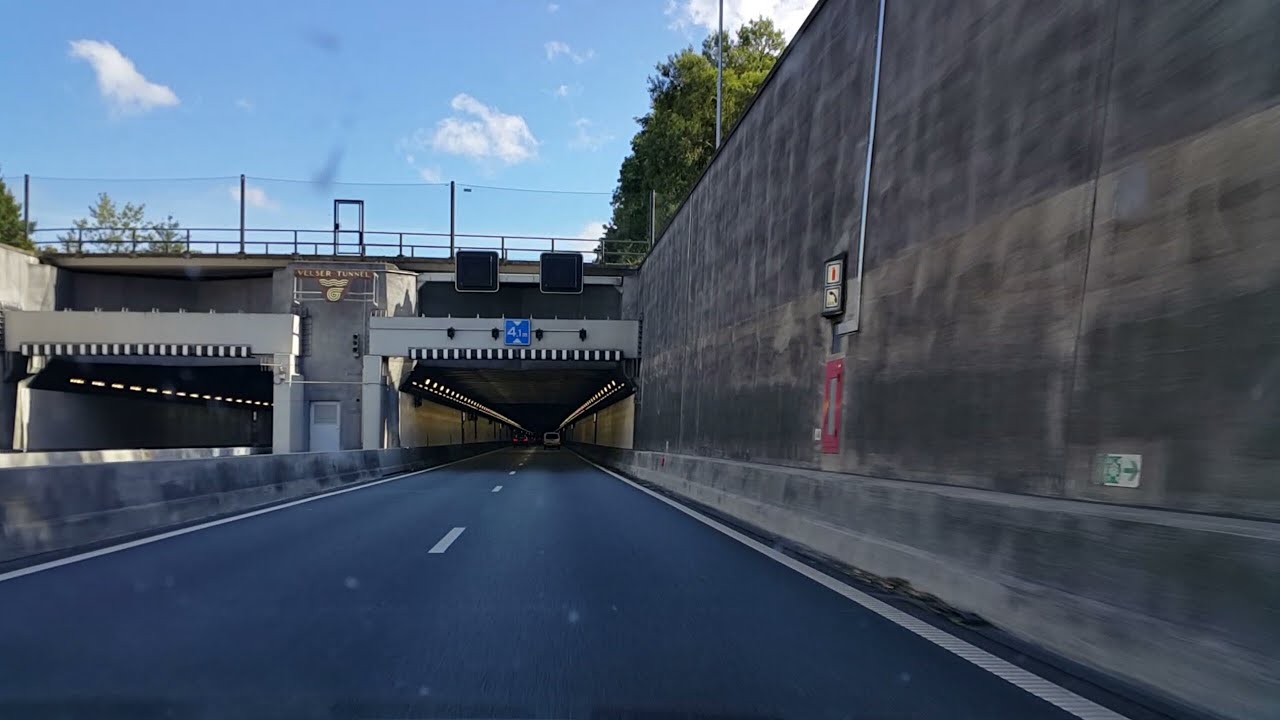 Dashcam Beelden  A9 en A22: Knooppunten Beverwijk, Velsen, Rottepolderplein Via Velsertunnel.