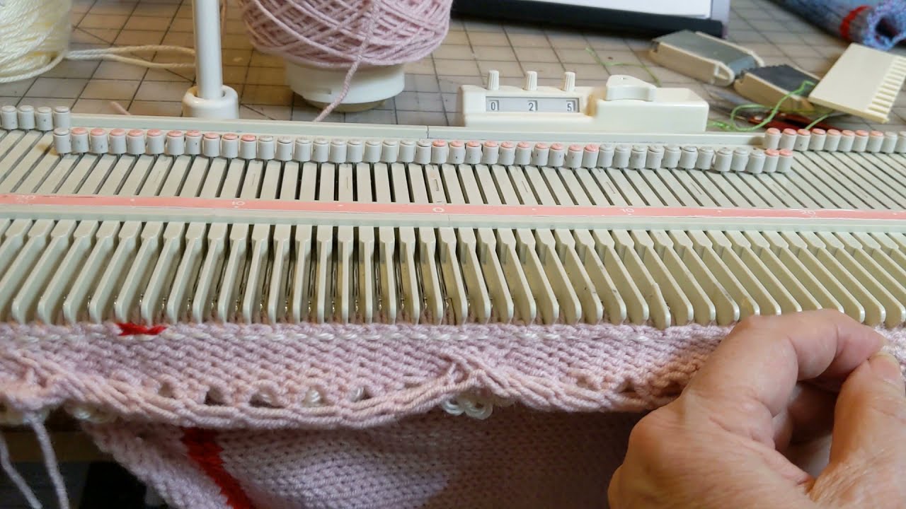 Child's cardigan Part 3 Attaching the Buttonhole Band