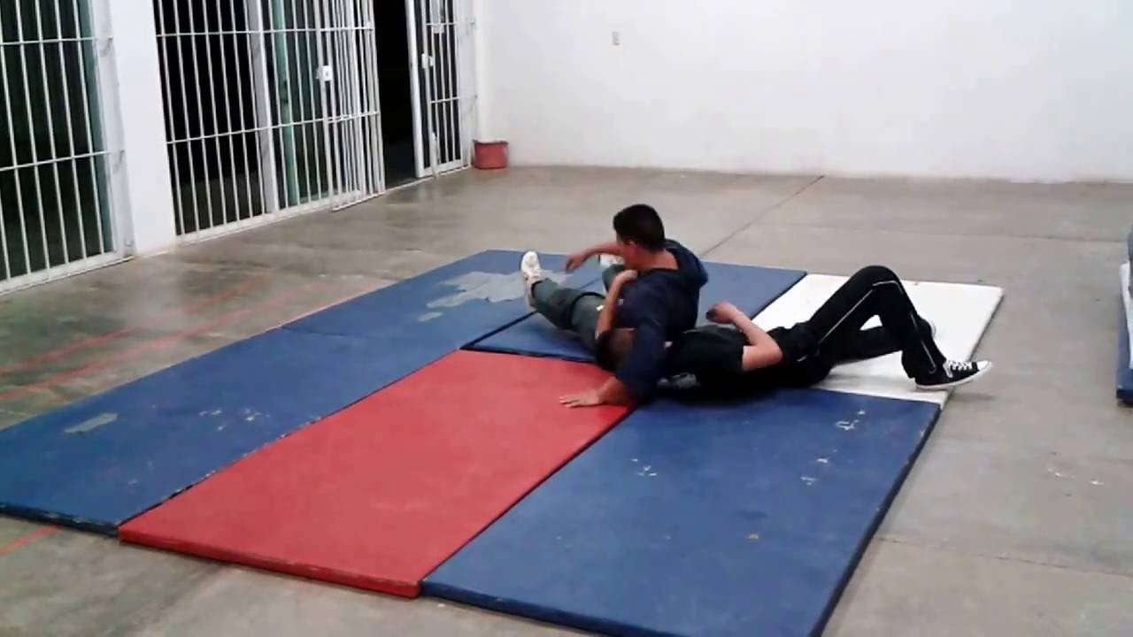 VOLTEO CABEZA Y BRAZO