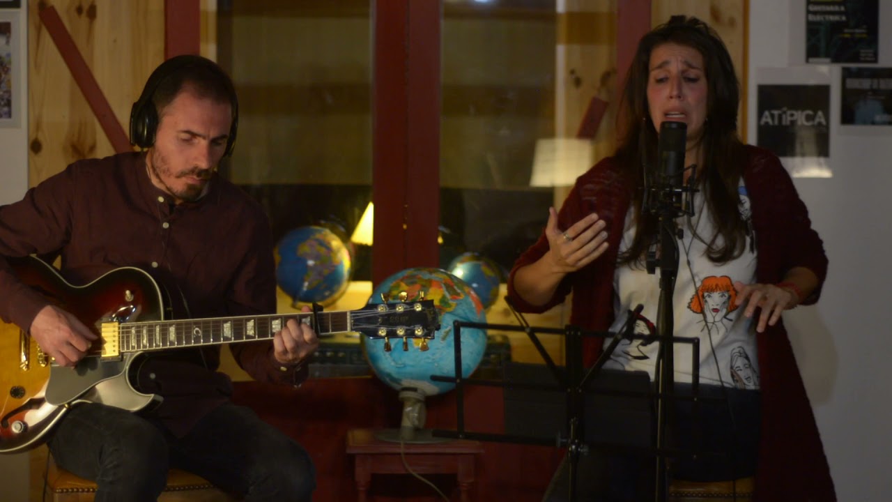 Menino do Bairro Negro (Zeca Afonso) - Disco.Voador