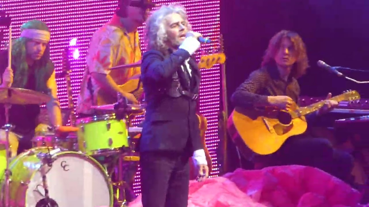 The Flaming Lips - In the Morning of the Magicians (You Tube Theater, Los Angeles CA 8/18/2023)