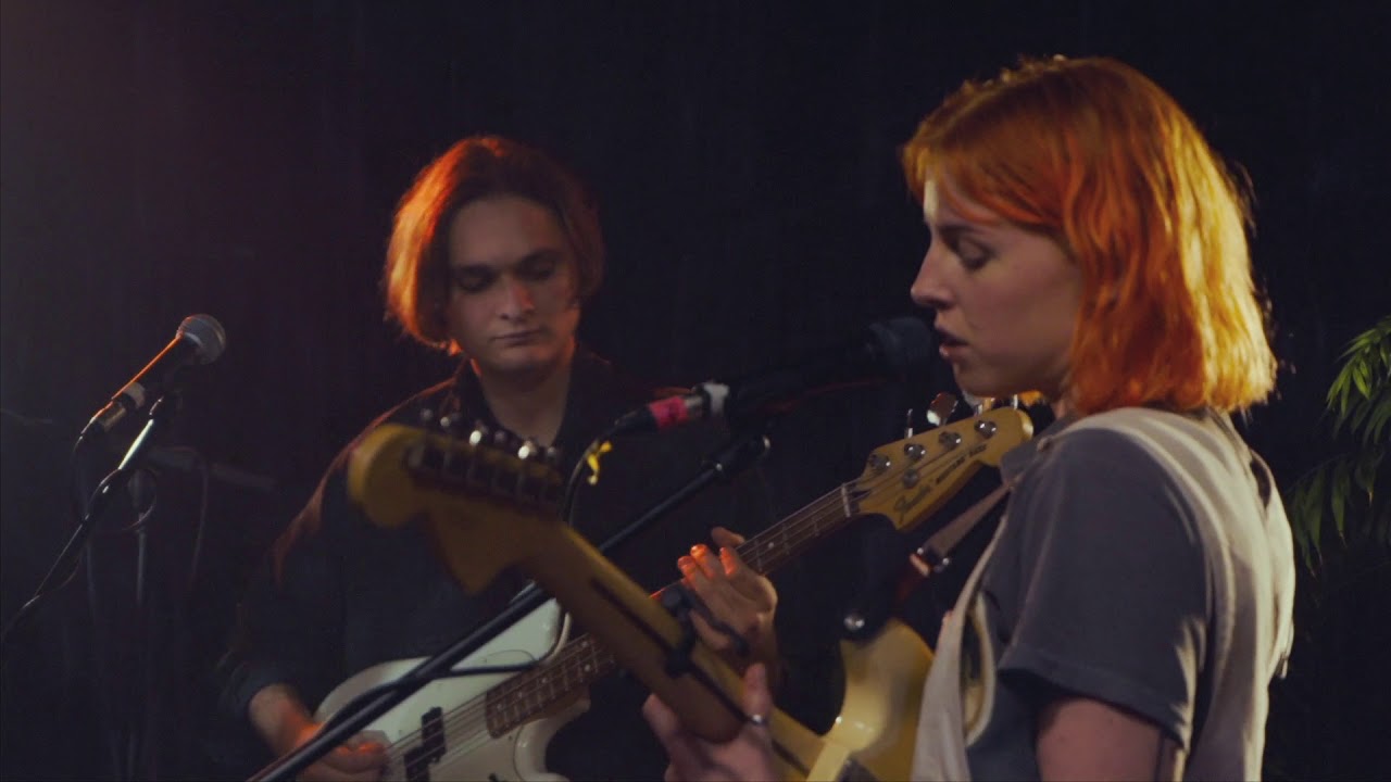 Fenne Lily - Nietzsche (Lockdown Live)