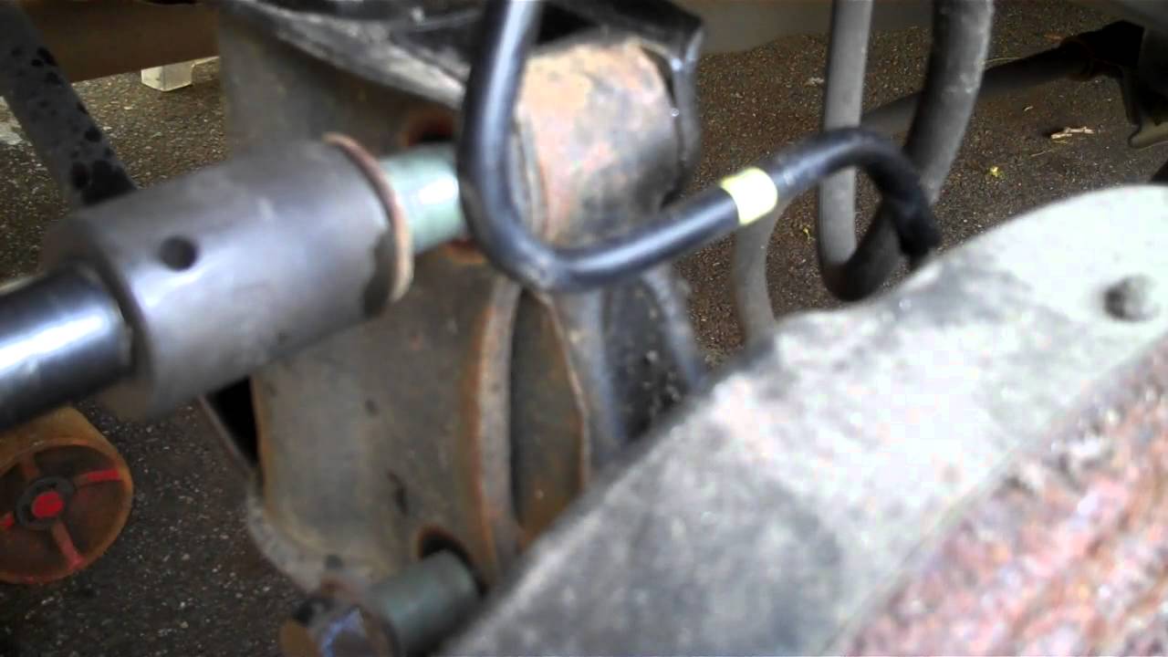 2004 Toyota Camry Rear Strut Replacement