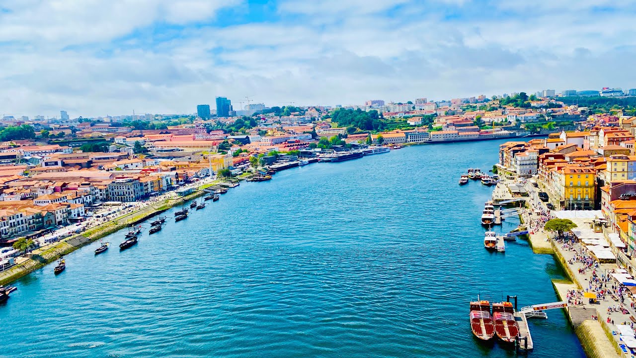 Porto, Portugal || Walking from São Bento Train station to Dom Luís I Bridge ~ August 28, 2024
