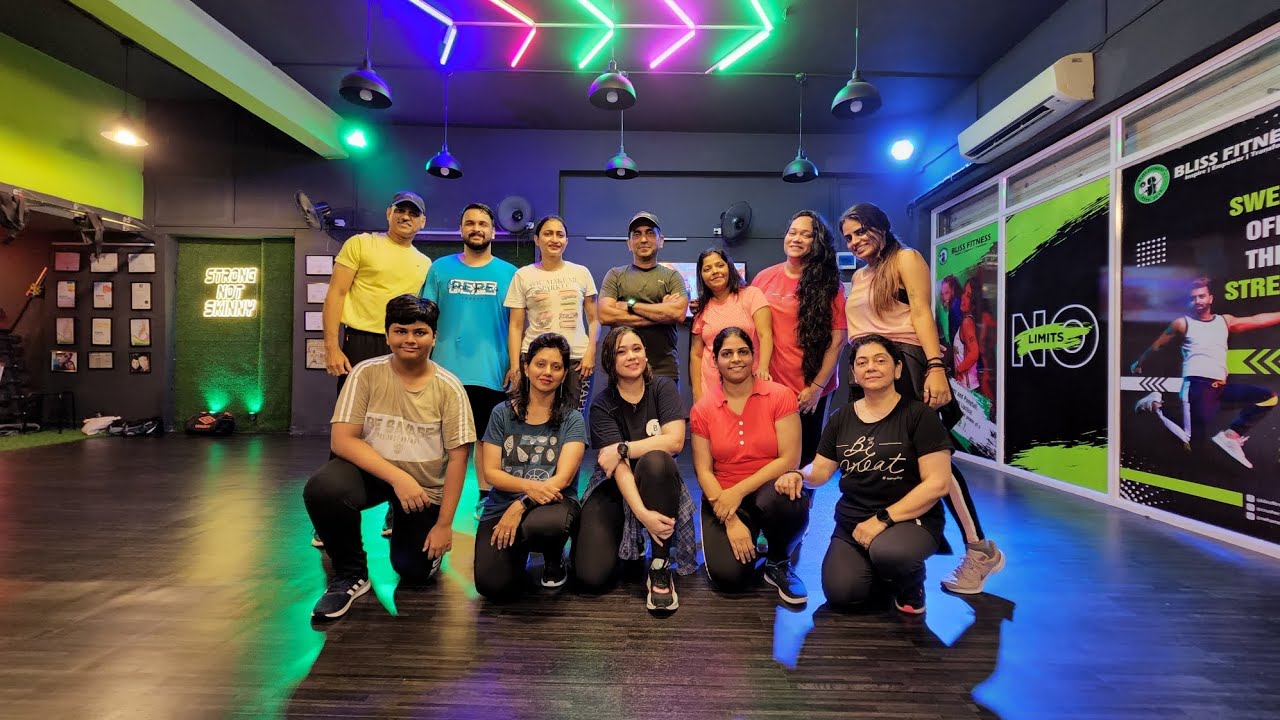 Chalo Ishq Ladaye | Dance Fitness | Govinda