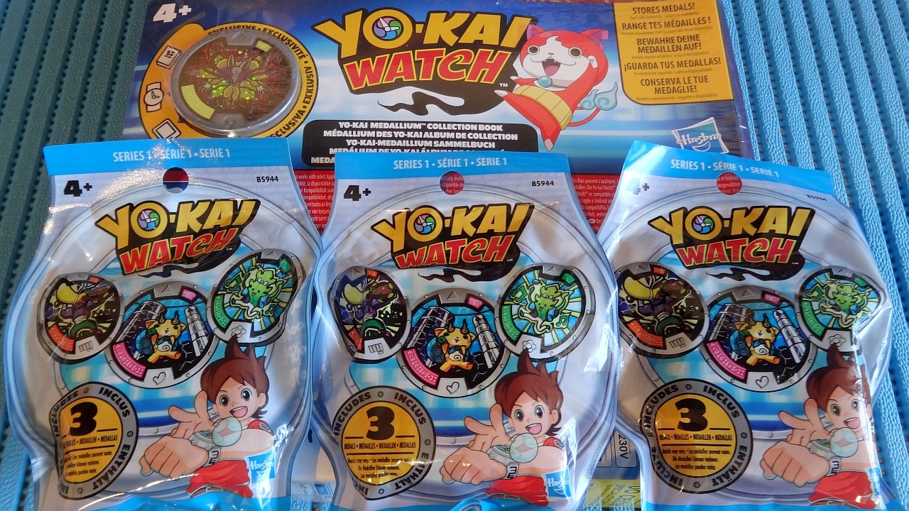 Yo-Kai Watch 3x3-pack Mystery Medals & Medallium Book Series 1 妖怪ウォッチ