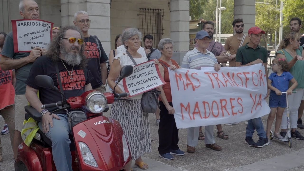 A DOS VELAS (Trailer Documental)