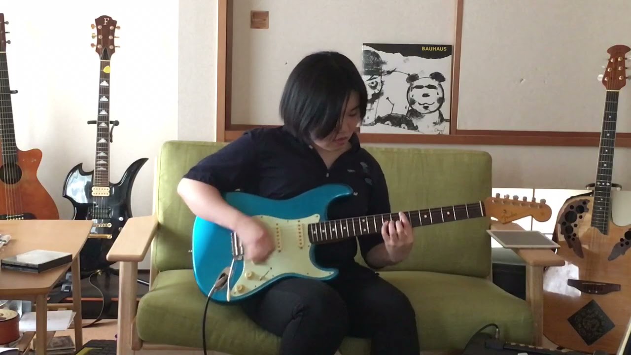 「THE PASSION OF LOVERS」BAUHAUS guitar cover by momo