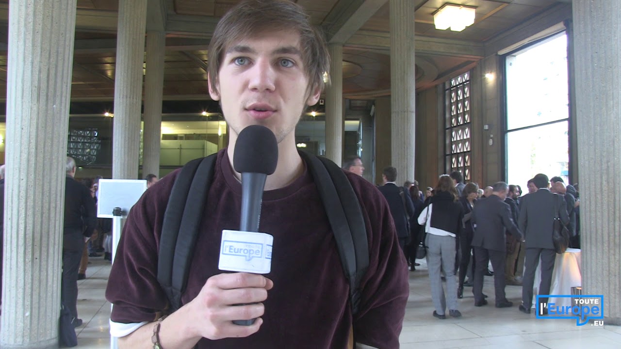 Théo Durin, animateur de Radio Campus Clermont-Ferrand