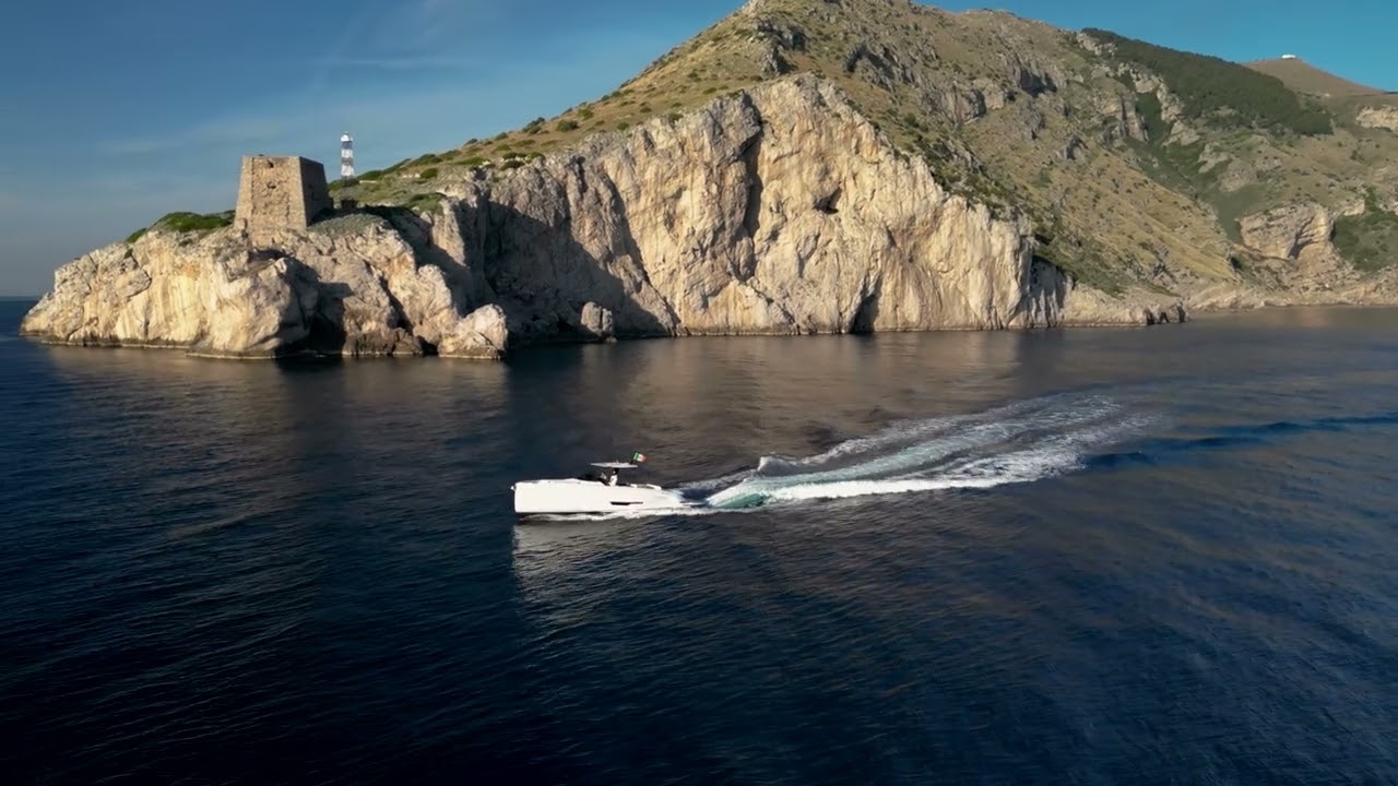 Video Professionale per yacht di lusso in 4K per il 44 Open Solaris Power - Costiera Amalfitana