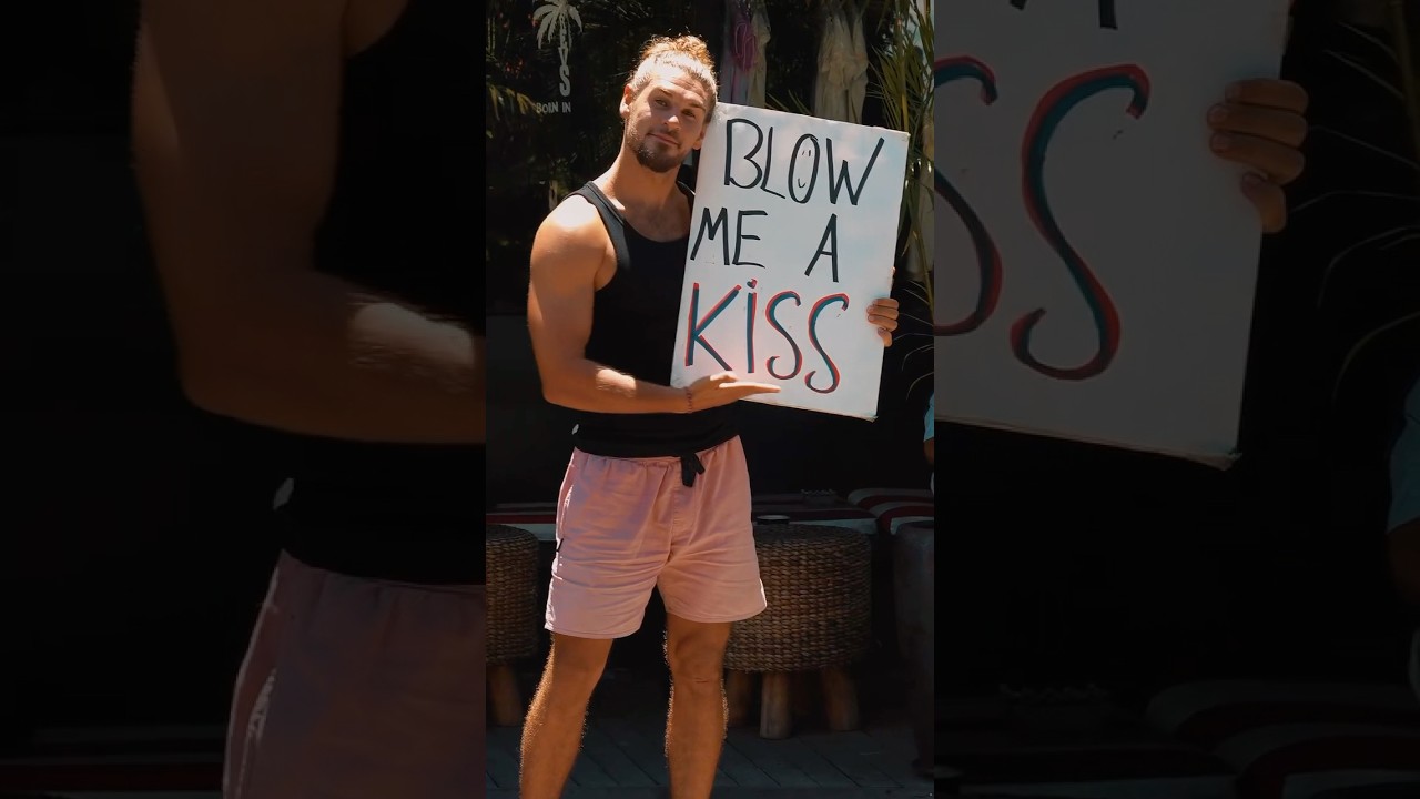 Blow me a kiss 💋 #kiss #canggu #bali #baliindonesia #balilife #baliisland #explorebali #baliholiday