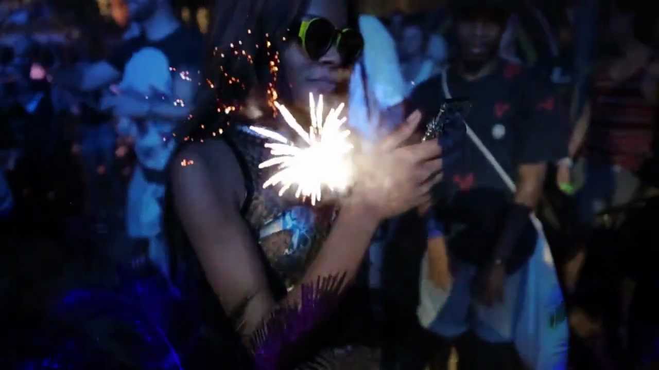AZEALIA BANKS -  NO PROBLEMS