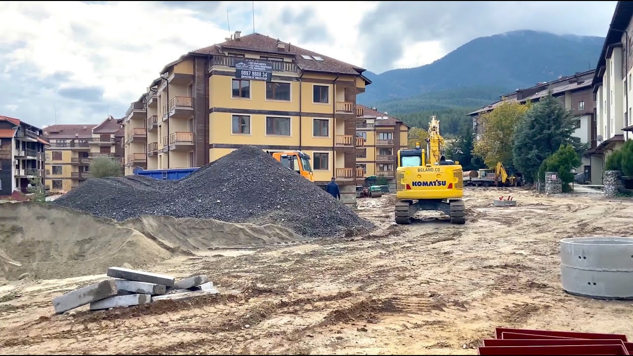 В Банско активно достраиваются недострои