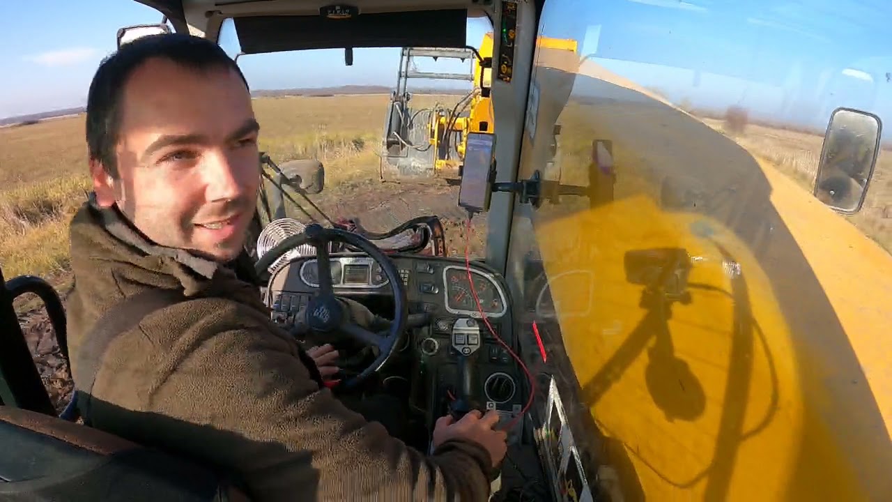 Mindennapok a mezőgazdaságban! Útjavitás, földpakolás. [2021.11.16]