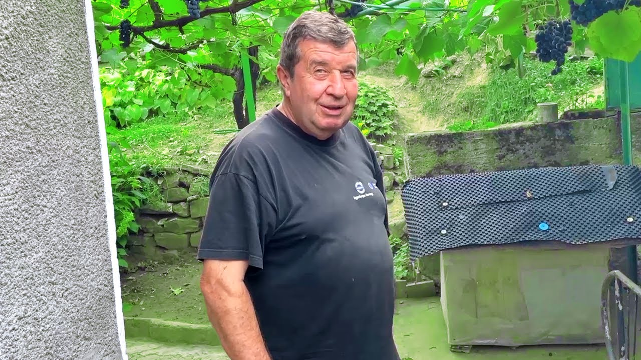 КУЧЕТО МИ КРАДЕ ОТ ДЯДО...