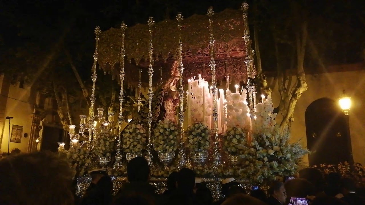 🎥Esperanza Triana llegando a San Pablo 2019 Una maravilla.
