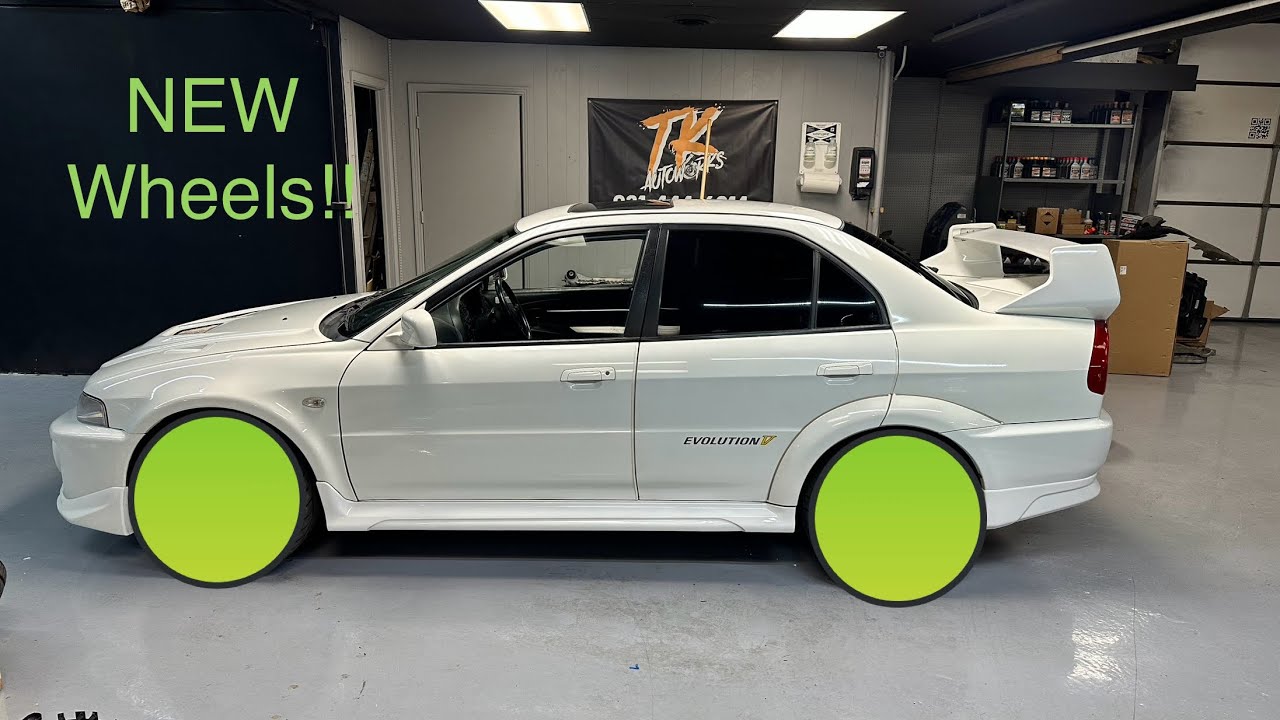 Mitsubishi Evo 5 New Wheels,Headlights and a few others goodie’s! BettyWhiteSTi get all Clean Up!
