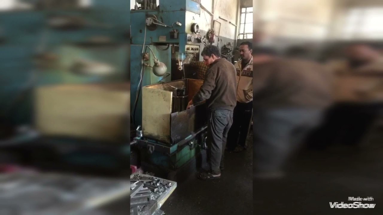 4شوف المخرطه اللي تم فيها تحويل الموتور وشوف رضا الخراط وصاحب المخرطه محمد كمال عليش