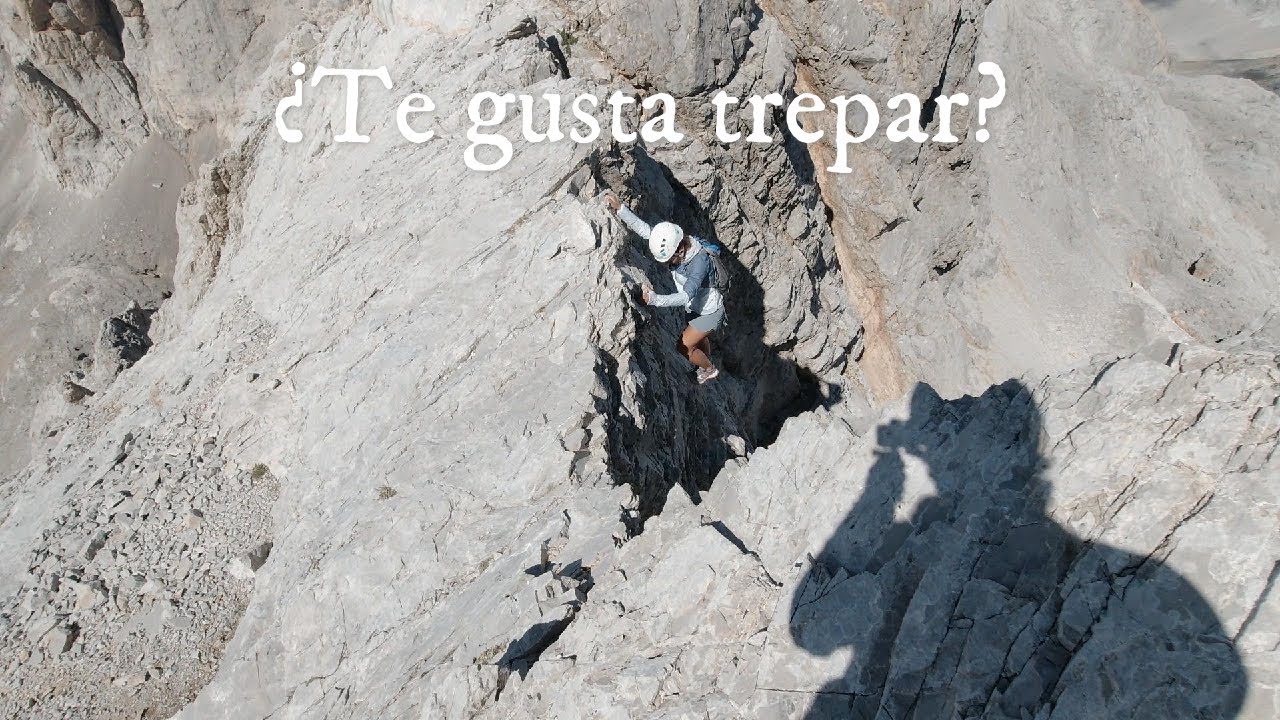 TORRE DEL LLAMBRIÓN por la Chimenea - Ascensión a la 2. Montaña más alta de Picos de Europa