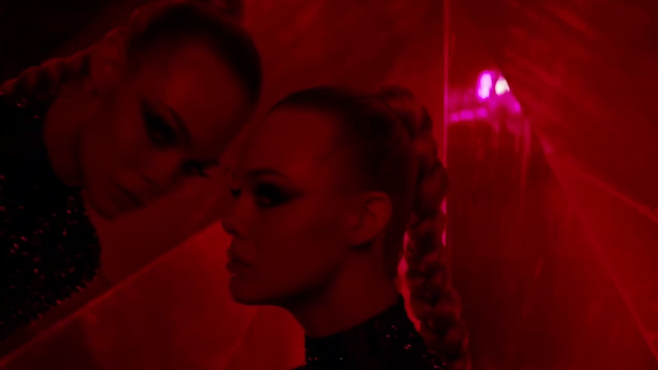 C Marí, BLNCO - Clean Look (Lyric Visualizer) | Latin Lover Songs