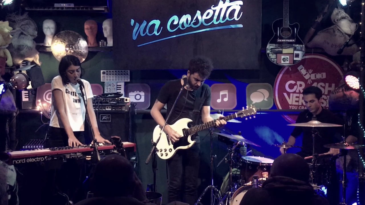 Miele - Mentre ti parlo | Live at 'na cosetta (Roma)