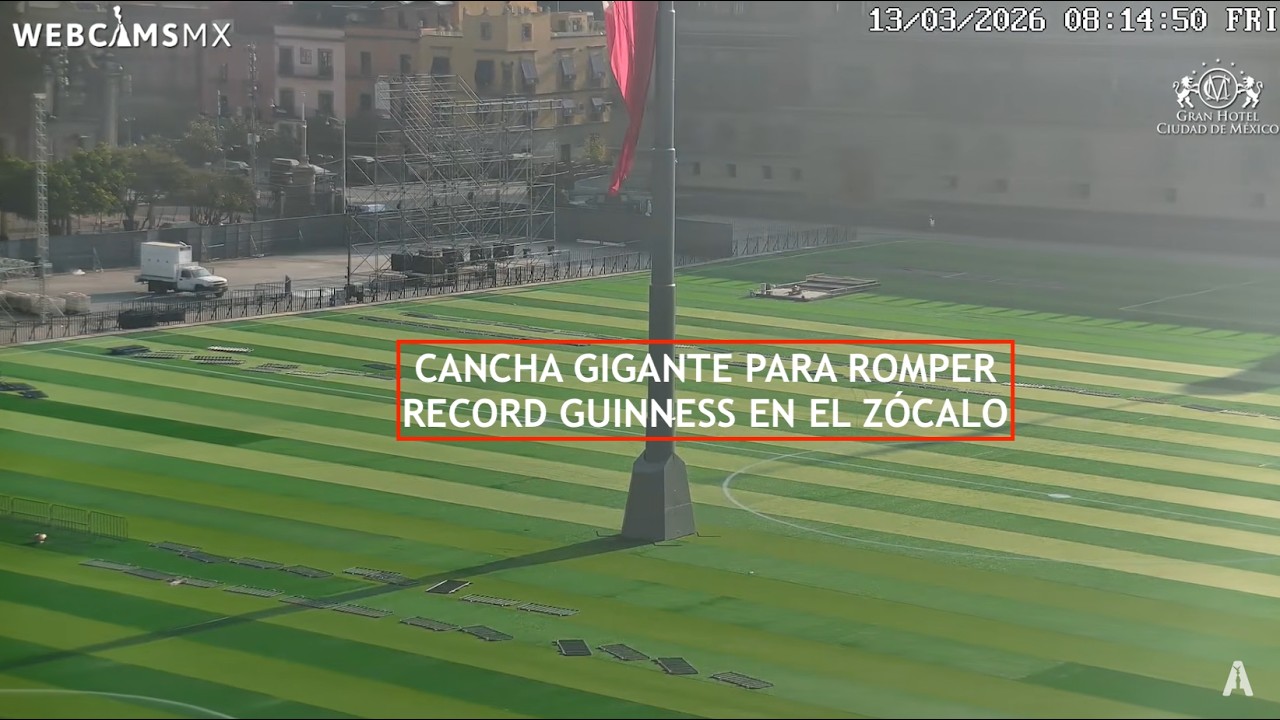 🏆 #CDMX | 15 MARZO Cancha gigante para romper #RecordGuinness. #Zócalo #EnVivo