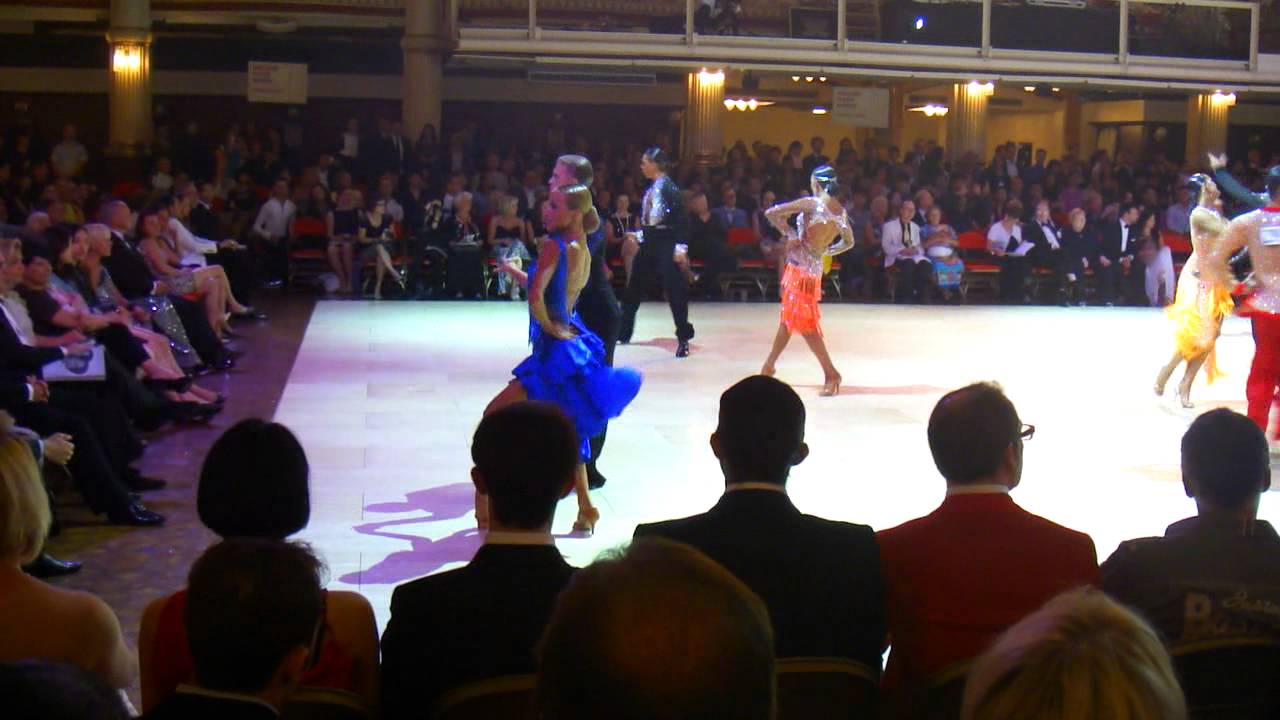 Blackpool 2012 - Amateur - Cha-cha-cha -  Sasha & Olesia (also Brovko & Melnikova)