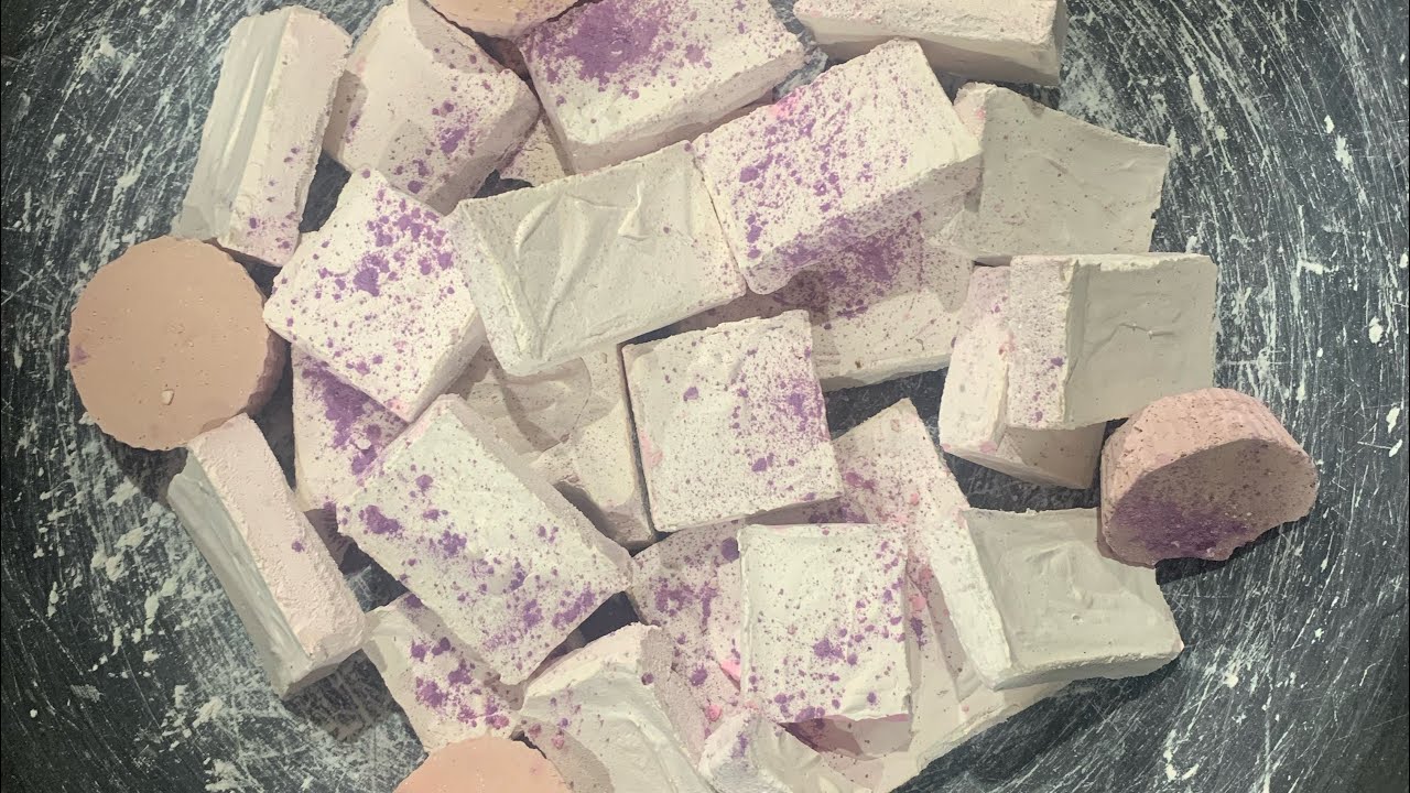 152 || Chalk reforms using cornstarch colors