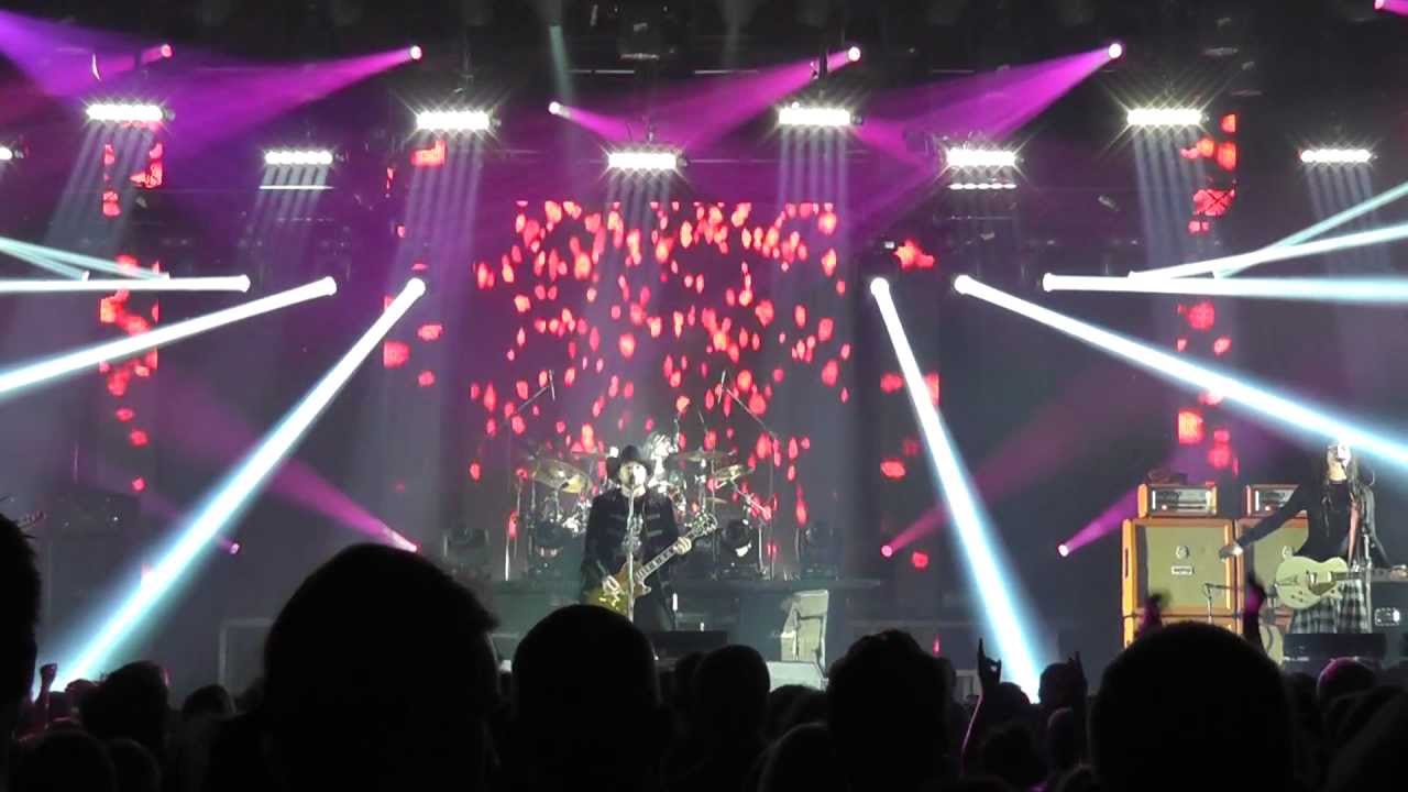 Wanastowi Vjecy - Sbírka zvadlejch růží [03.04.2012 Hala Lokomotivy, Plzeň] (fullHD)