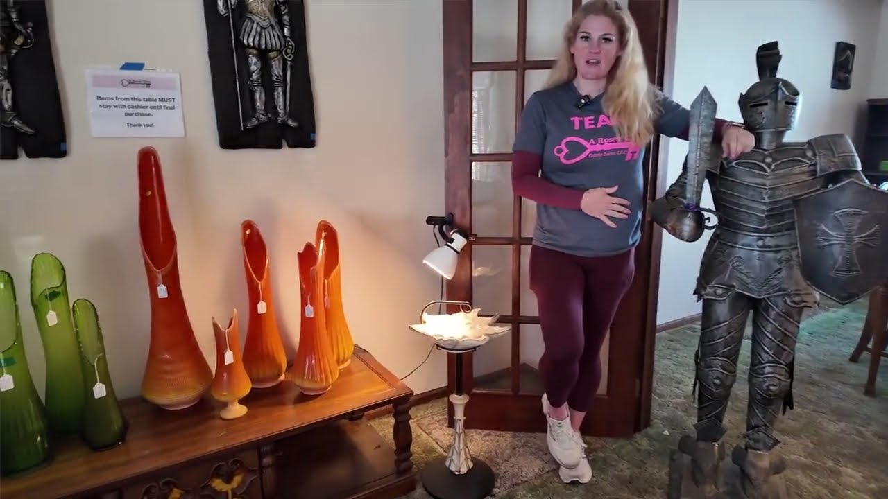 Shorewood Stunner 2/14 and 2/15  2026  9am to 3pm  Rosey Glow Estate Sale