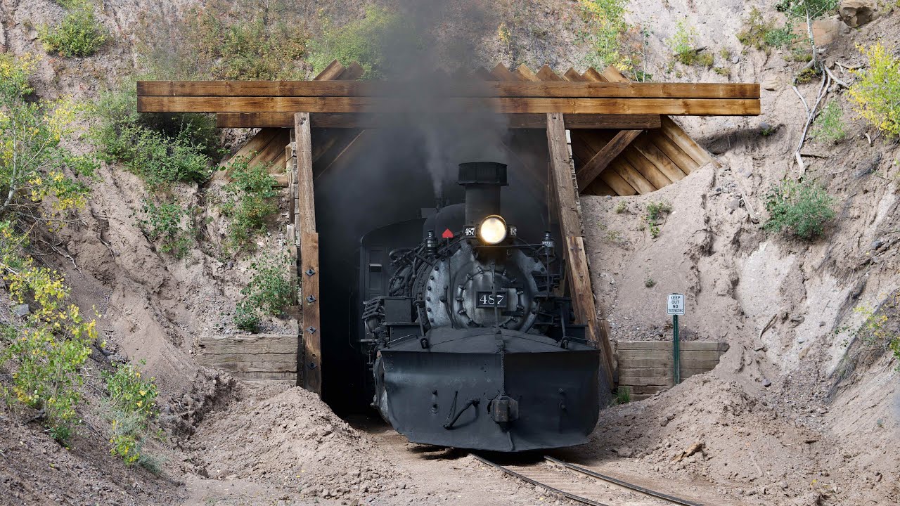 Trains and Tunnels 2
