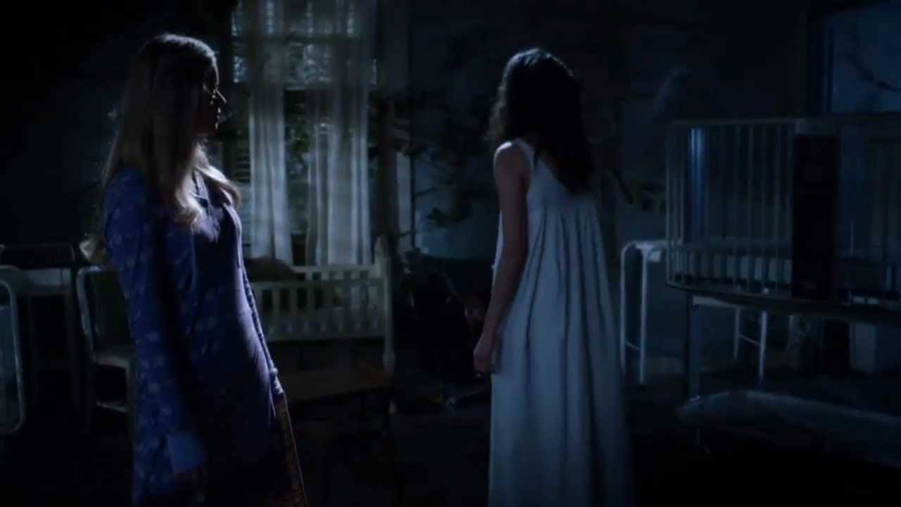 Pretty Little Liars - Alison visits Spencer in Radley - 3x23 