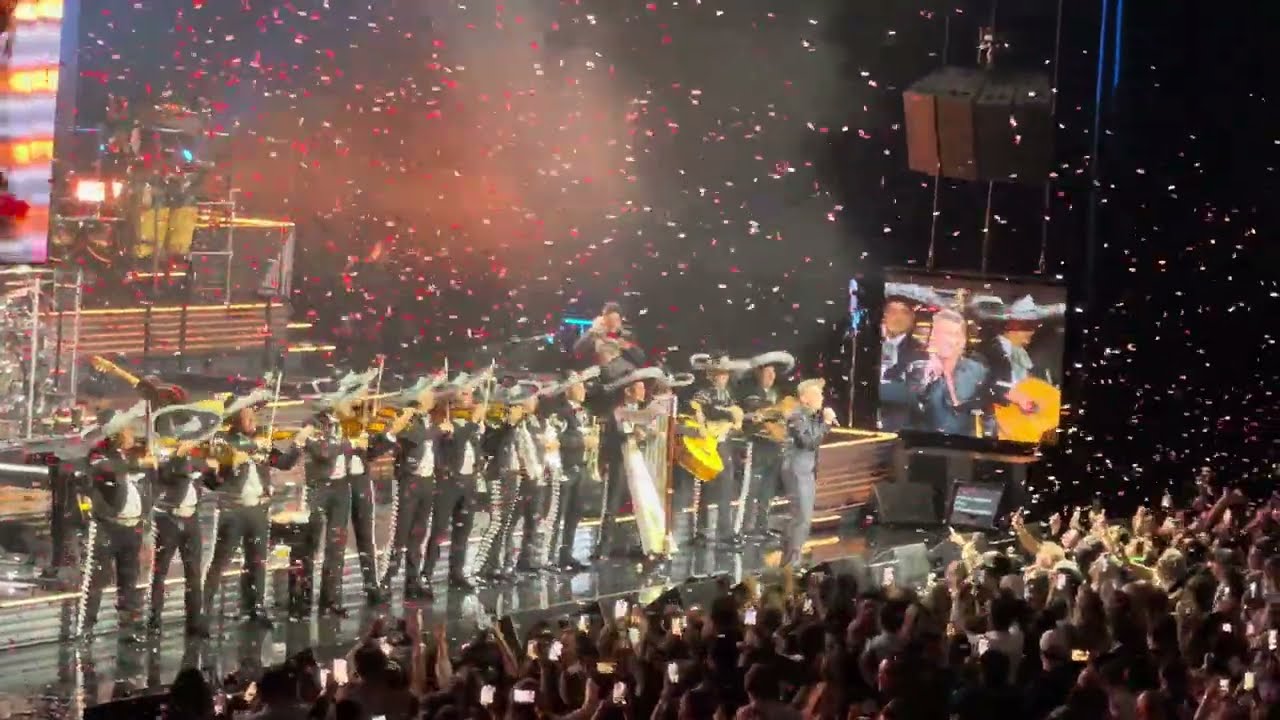Luis Miguel  y su mariachi  Hermoso Momento viva mexico 🇲🇽 Las vegas 2023🇲🇽
