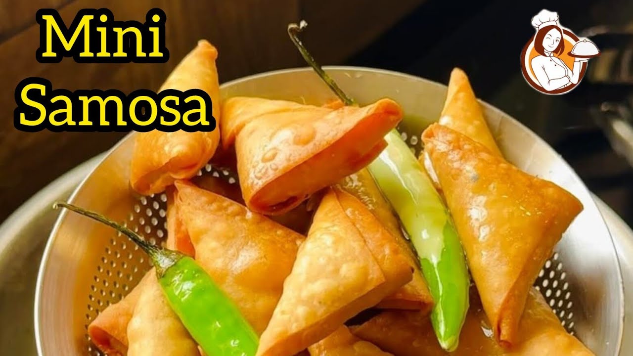 Kuchh Desi Andaj is live mini samosa aur makkhi mathi making