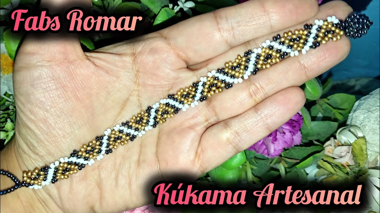 Pulsera de chaquira guía de corazones dorados ♥️
