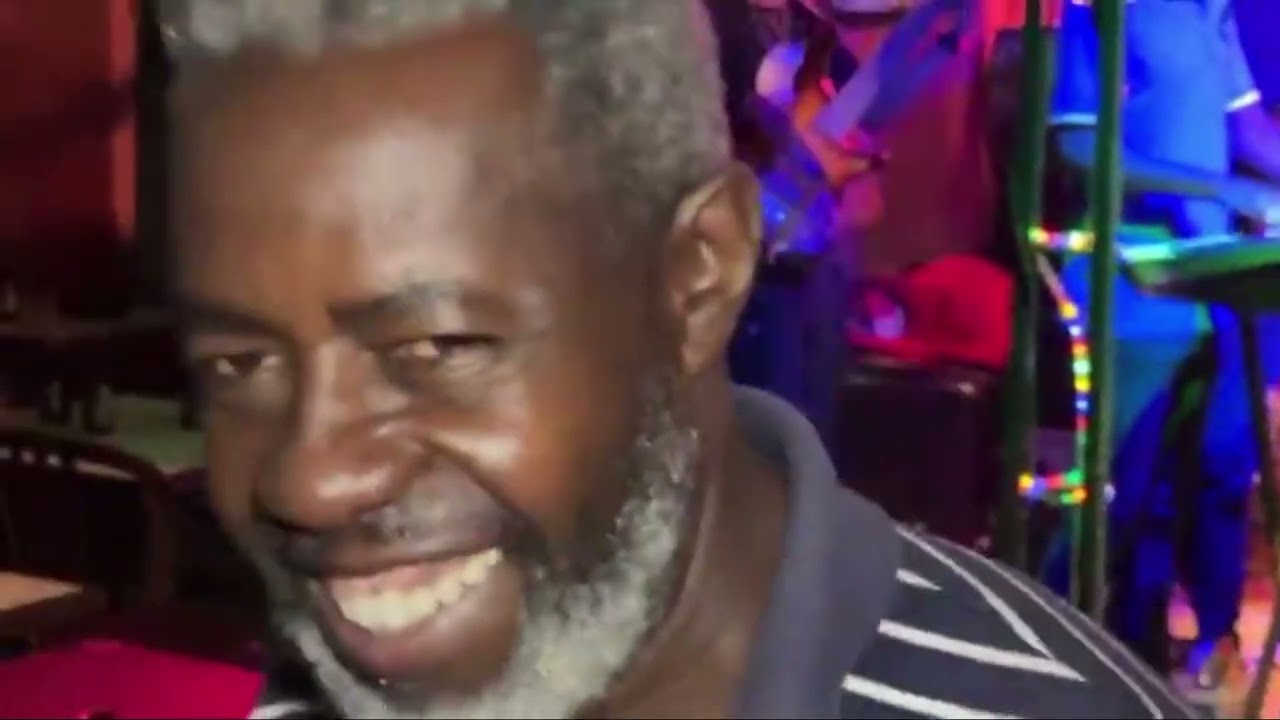 Keyboardist sa rele Dawo  misye byen jwe nan Nòdwès peyi a nan djaz Klasik Mizik 