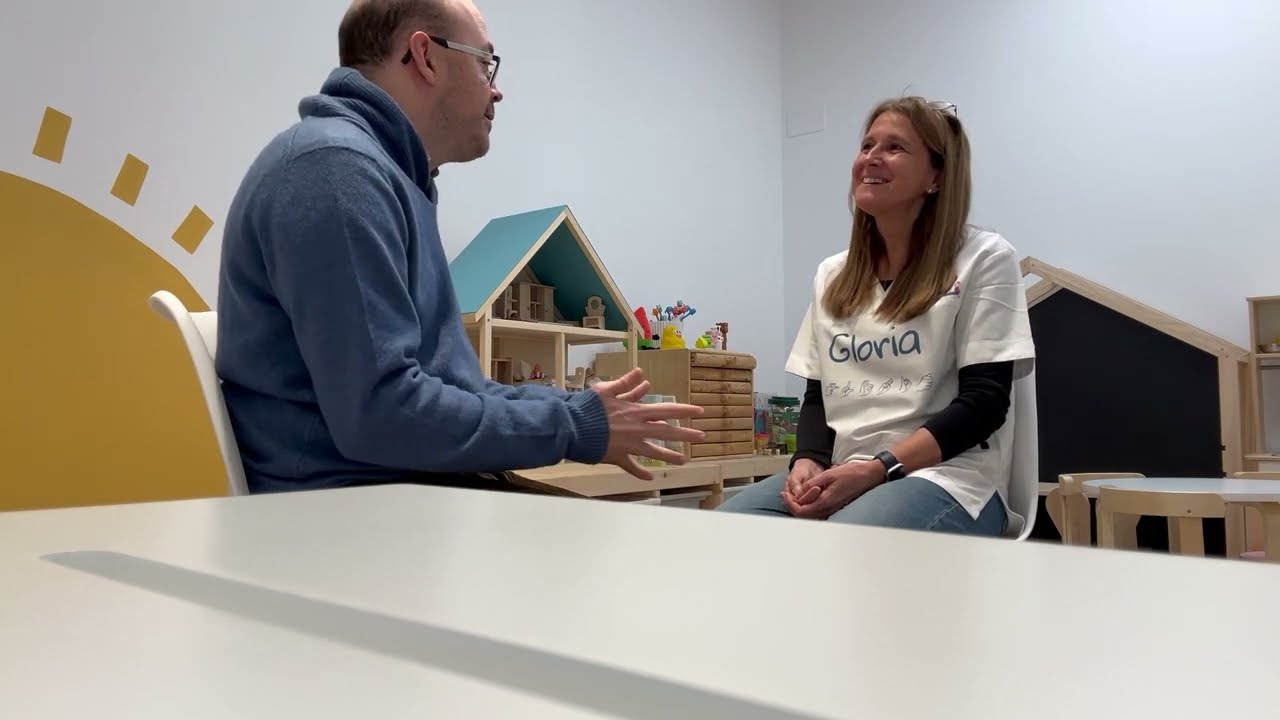 Entrevista a la logopeda y maestra Gloria López Garzón, creadora del material 