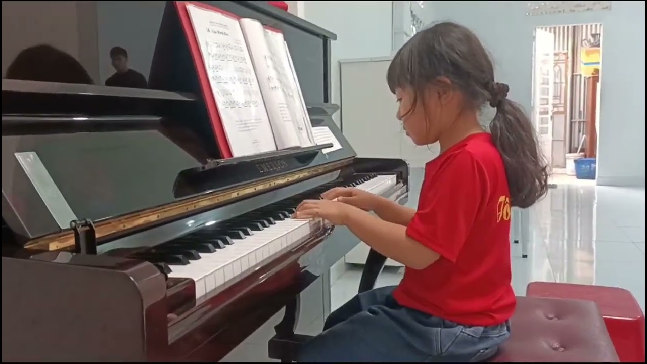 CON VẪN LUYỆN VÀ HỌC 