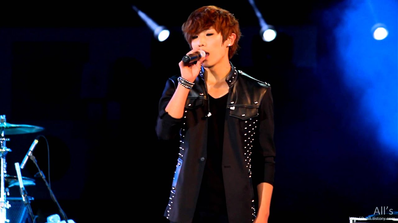 [FANCAM] 20120805 Yeosu Expo Pop Festival MBLAQ - I shouldn't speak Lee Joon Cam