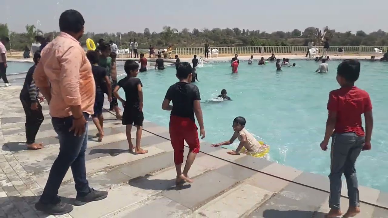 meshvo tent village holi dance in waterpark with friends with dj uma sound
