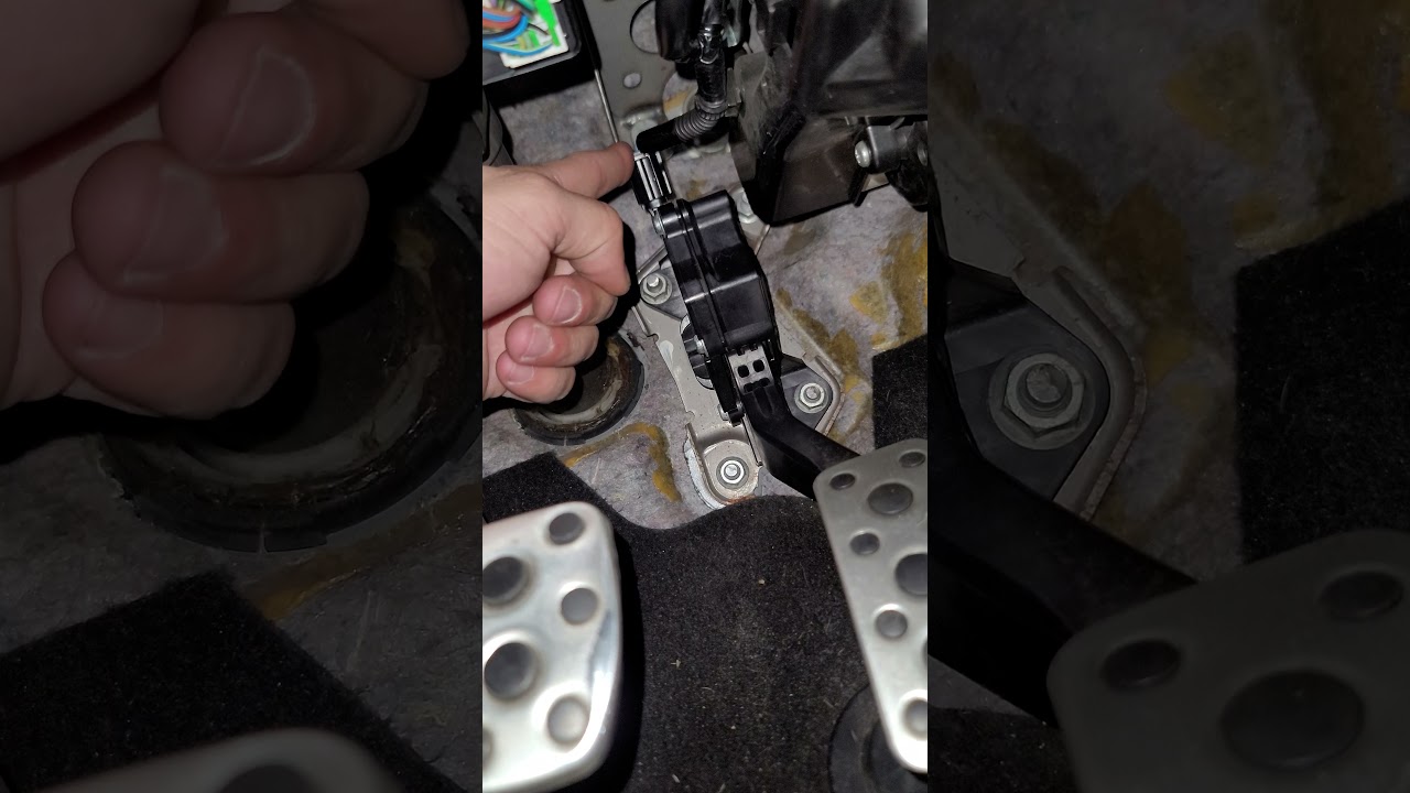 subaru clutch pedal stuck halfway on release