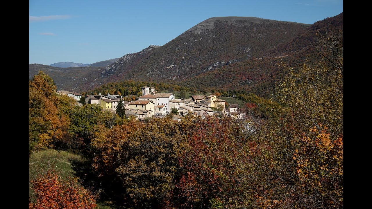 Poggiodomo (PG) - Il paese