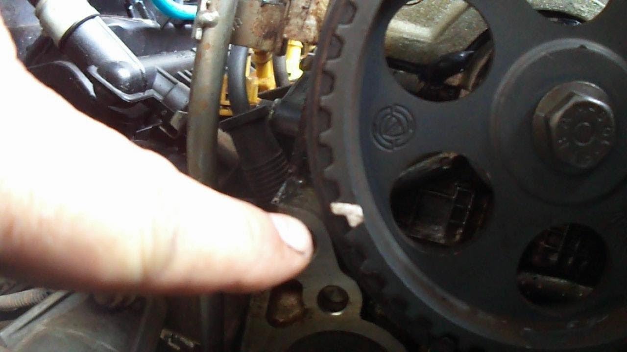 FIAT  palio 2004 troca da correia dentada - motor estava fora de ponto - ( D.D.M 02/11/18)