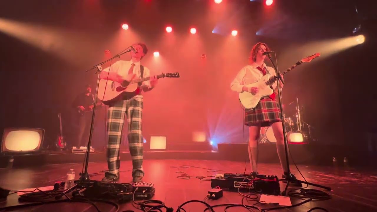 Kids With Buns - Viernulvier Gent 8 May 2025.