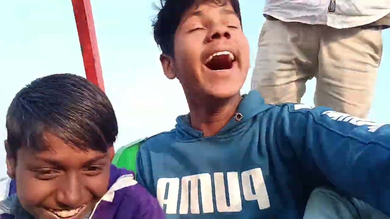 Dekh Lo ham log Ke Gaon Mein Mela Laga Hai ham log Aaye Hain Tara machi Mein Jagah Hai dekh sakte