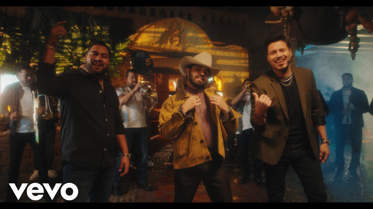 Joss Favela, Banda MS de Sergio Lizárraga - Mis Compas (Official Video)